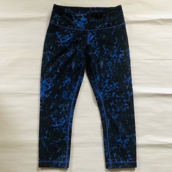 Lululemon Wunder Under Crop II - Picture 3 of 9